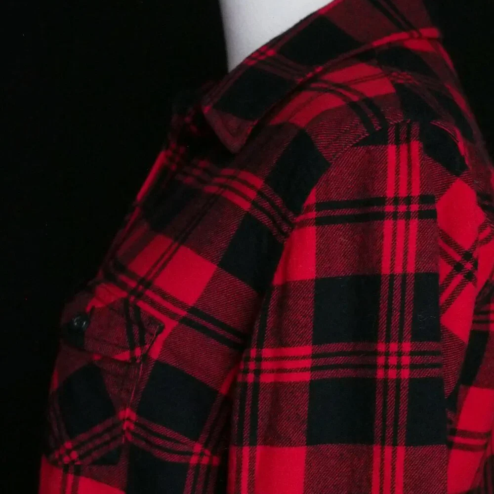 Original Weatherproof Vintage | Plaid Flannel Shirt in Red & Black - Picture 4 of 6